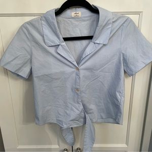 Baby blue aritzia button up blouse with tie